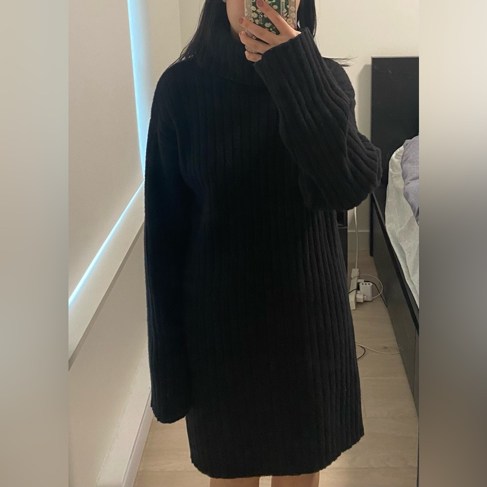 Abercrombie & Fitch Black Knit Turtleneck Sweater Dress